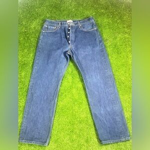 Levi's Straight Fit Blue Jeans